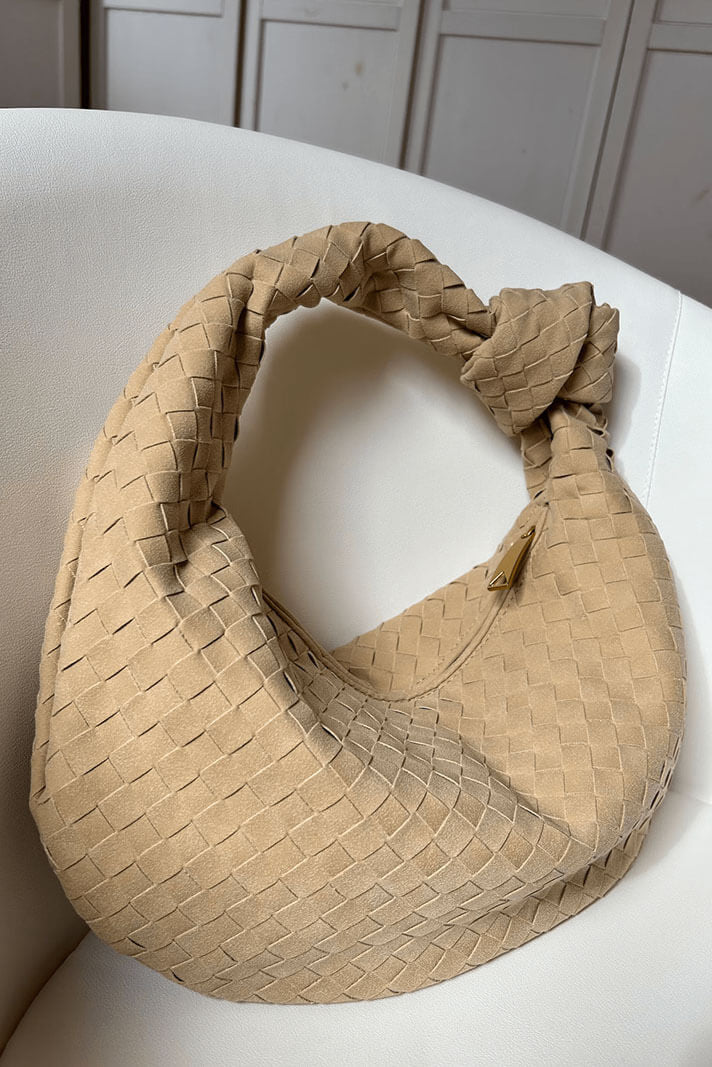 Bolso Tejido Mediano Lila con Detalle de Nudo