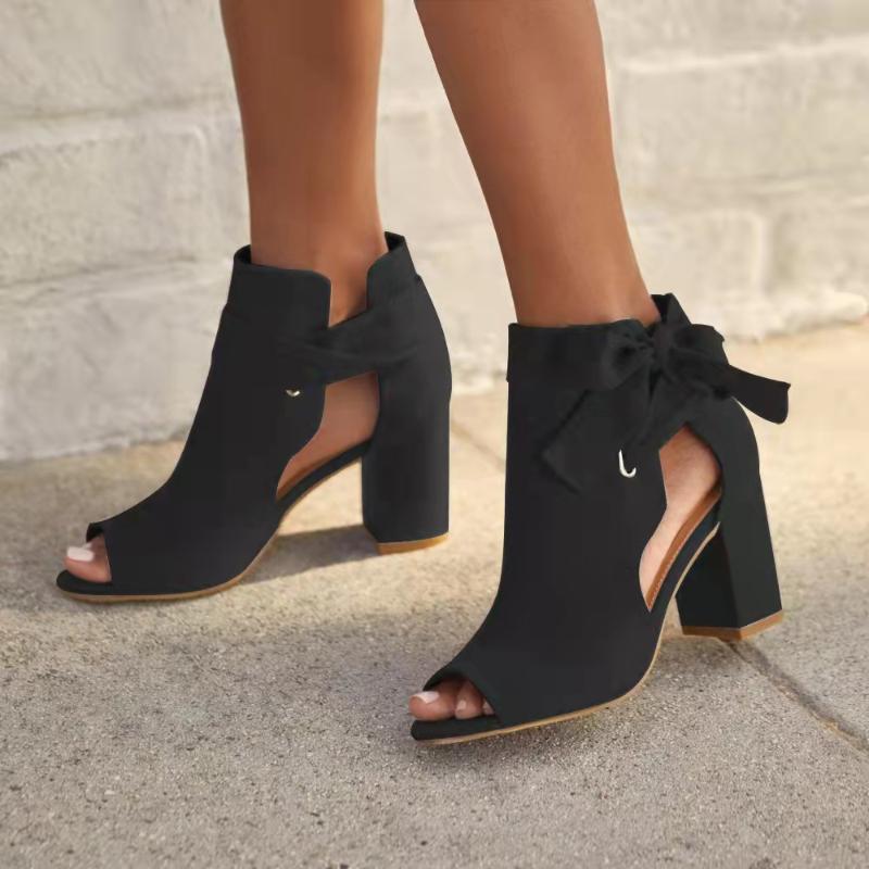 Tacones con lazo