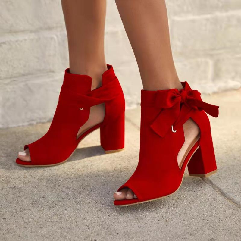 Tacones con lazo