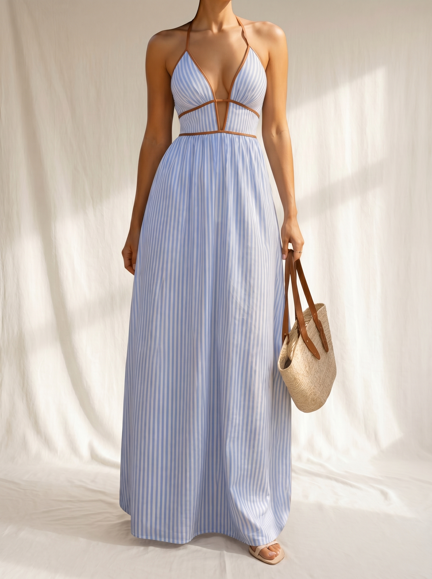 Laura | Vestido Largo a Rayas con Escote Cut-out